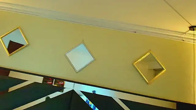 Kittie_Vixen – webcam-show