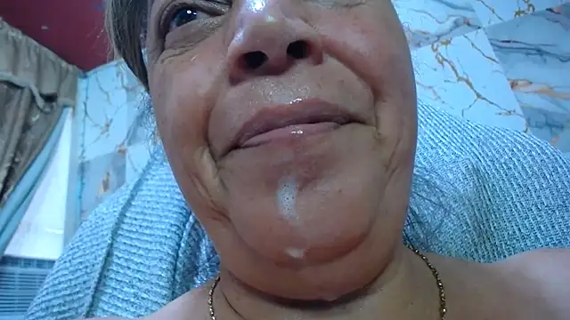 alina_maturehot Adlı Modelin Canlı XXX Sohbeti