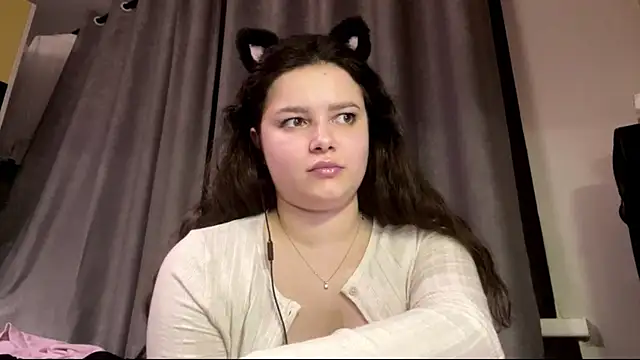 LonnaVandal's Live XXX Chat