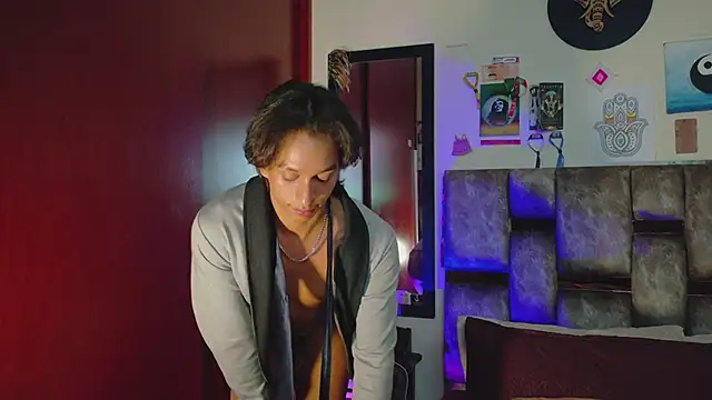 DannyPhantom555 লাইভ XXX চ্যাট