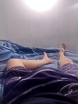 engineer_1980 Show in webcam