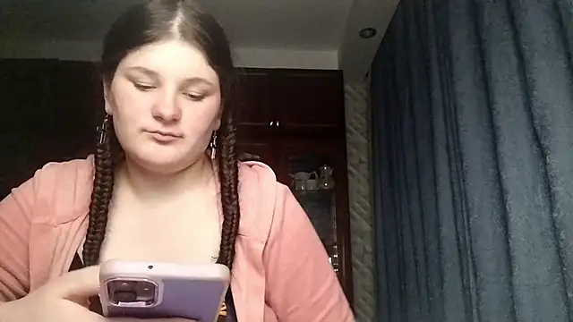 BeatriceMolands Adlı Modelin Canlı XXX Sohbeti