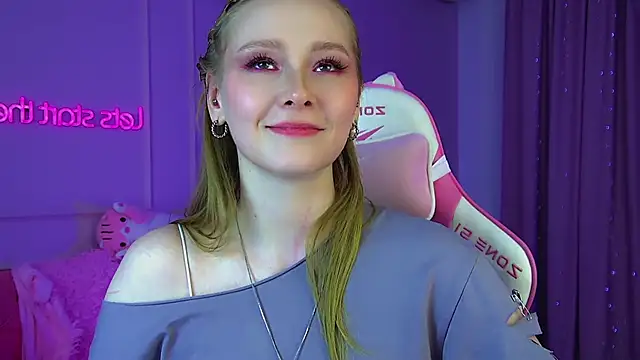 دردشة AgataFoxley الجنسية المباشرة