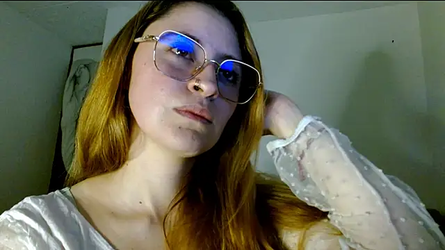 Juls_winter_ লাইভ XXX চ্যাট