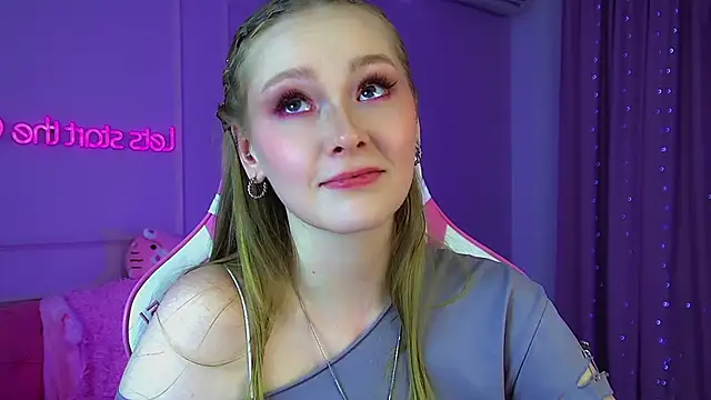 AgataFoxley Live XXX-chat