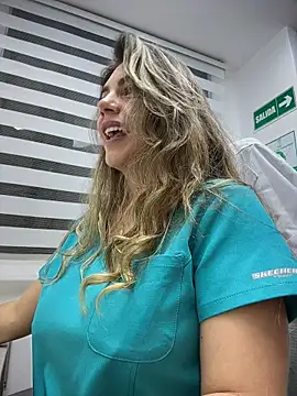 Chat +18 de alicee16 ao vivo