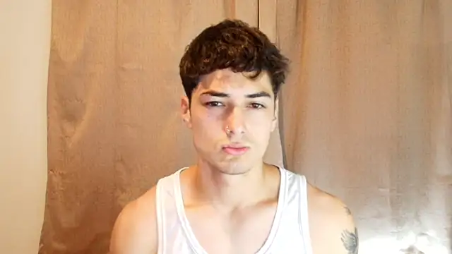 Chat XXX ao vivo de jimmy_class