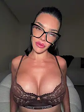 Živý XXX chat krissiswrld-