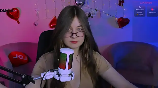 دردشة lilith_diva الجنسية المباشرة