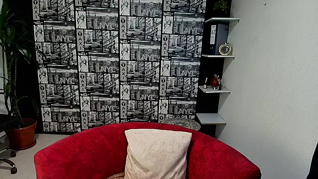 DanielaMonroe Adlı Modelin Canlı XXX Sohbeti