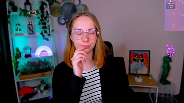 evalora_vei élő XXX-chatje