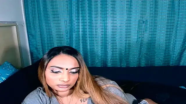 Онлайн чат XXX sexyindianchic