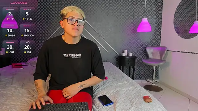 Evie_demn's Webcam Show