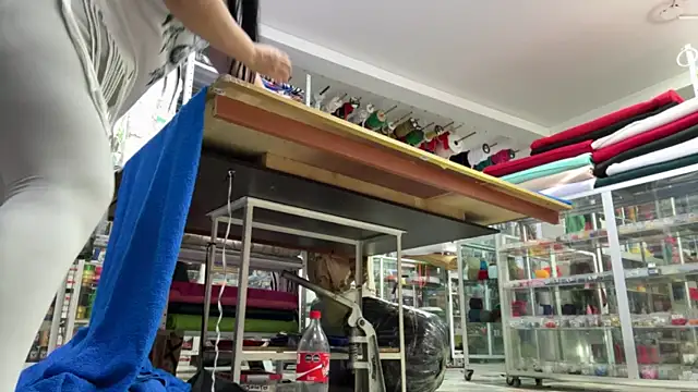 Chatroom XXX en direct de karimelee_