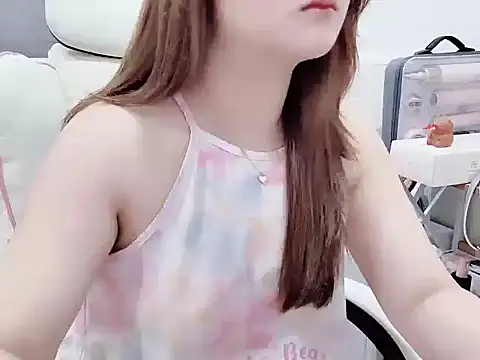 Chat XXX en directo de Seikoo18