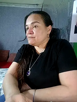 Zuleyka_69 élő XXX-chatje