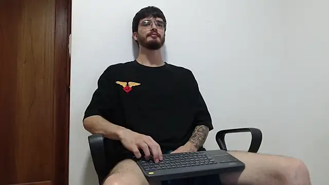 Pertunjukan Kamera Web joseh0se