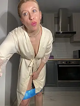 Kittie_Valentine's Live XXX Chat