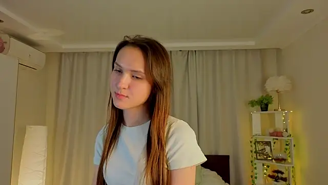 MellieLaliberte live XXX chat