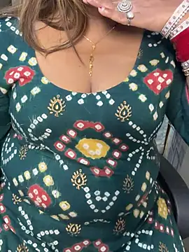 Chatroom XXX en direct de Geet-Punjaban