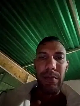 UnreadyChutzpa Show Webcam