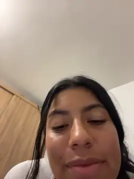 Laia_white 现场XXX聊天