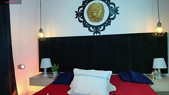 Skyee_angel Chat XXX in diretta