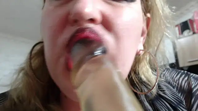 Онлайн чат XXX piticaforever