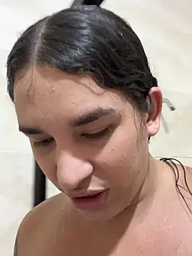 Sweet_vicky_hot Adlı Modelin Canlı XXX Sohbeti