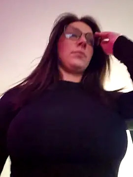 LilyOrion élő XXX-chatje