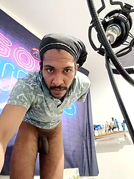 دردشة Mikaaa97 الجنسية المباشرة