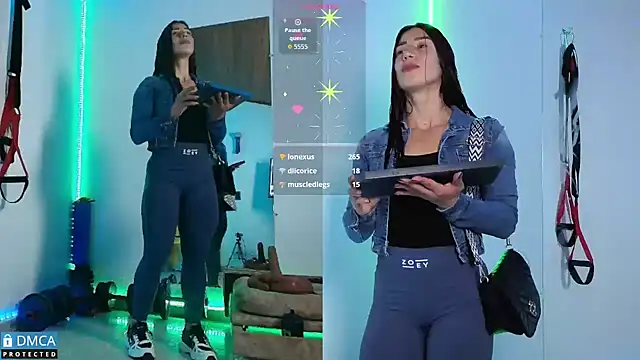 scarlett_fire5's Live XXX Chat