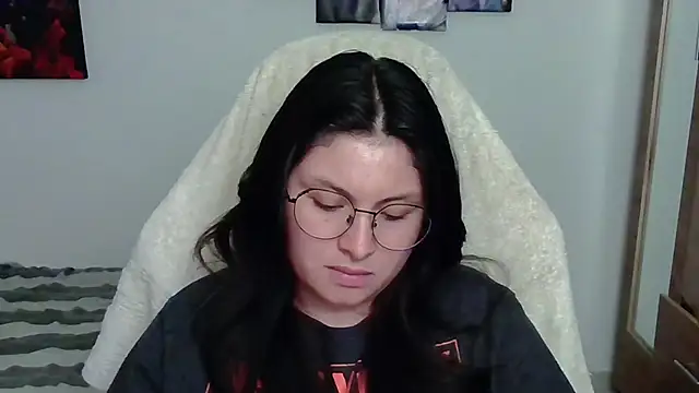 yessica_gomez01 élő XXX-chatje