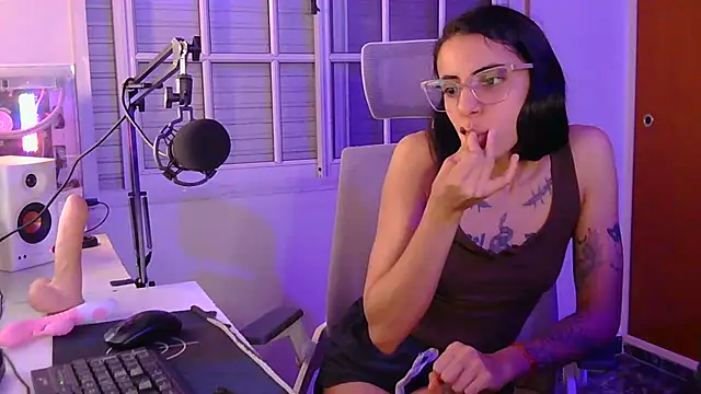 Poison_Ivy_29: απευθείας συνομιλία ΧΧΧ