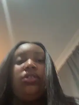 zahiraax Show in webcam