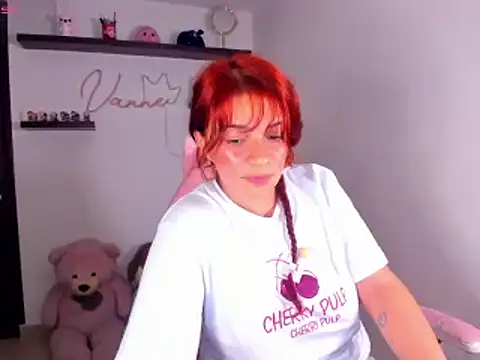 Vannessa__Shy – Naživo XXX chat