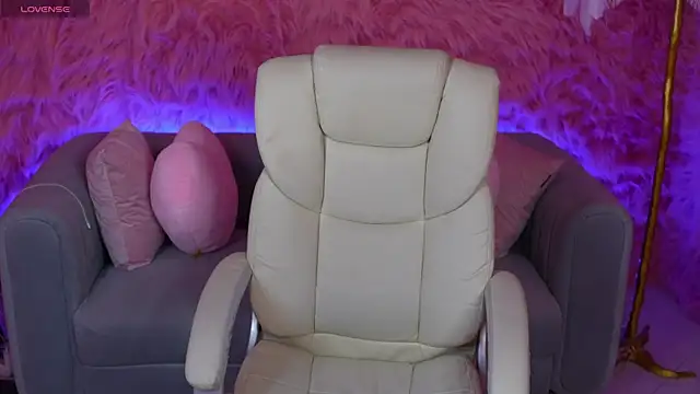 XXX chat uživo modela TinaMelt