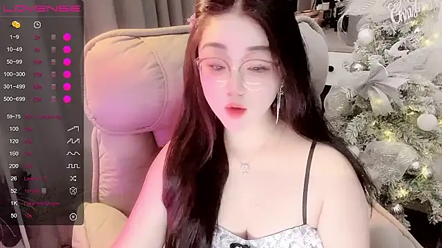 Monica-666888- Show Webcam