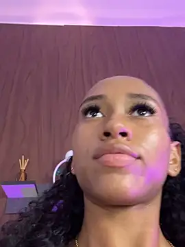 isabella__09 élő XXX-chatje