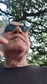 Pertunjukan Kamera Web XXCUTHULU23