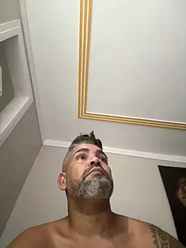 دردشة adgato الجنسية المباشرة