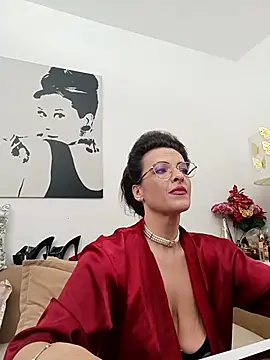 RebeccaNoble's Webcam Show