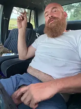 32XRedBeardのライブXXXチャット