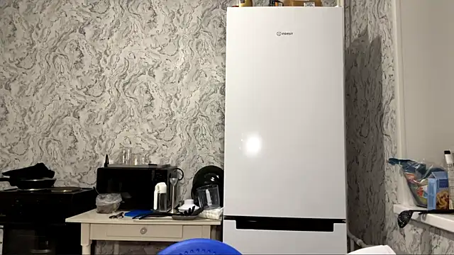 LaraDraggoo: απευθείας συνομιλία ΧΧΧ