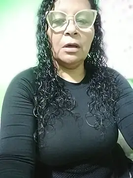 Amarantha25のライブXXXチャット