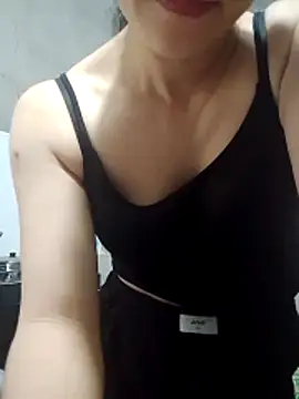 Czat XXX na żywo – Asami_6868