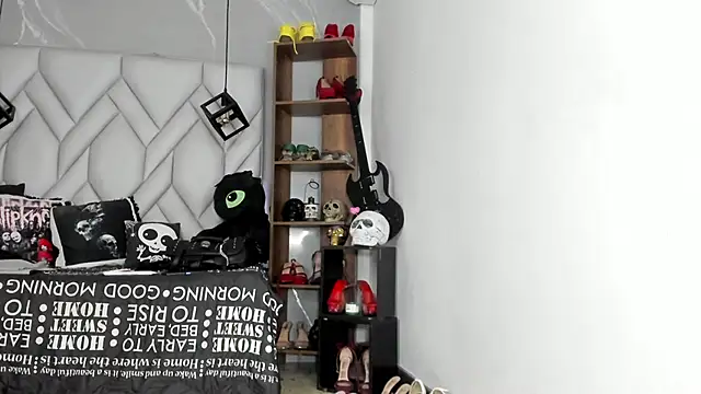 Онлайн чат XXX MirandaHaguen