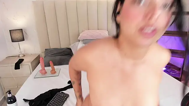 ViolettaRousee_: απευθείας συνομιλία ΧΧΧ