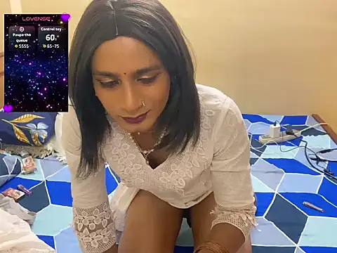 LuvLayla 在線直播表演