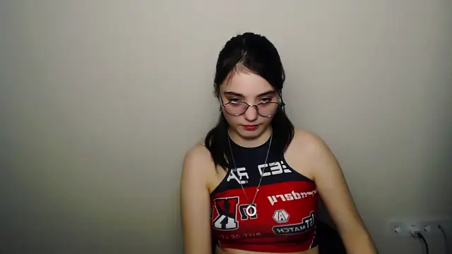 Sun_Shine__ Adlı Modelin Canlı XXX Sohbeti